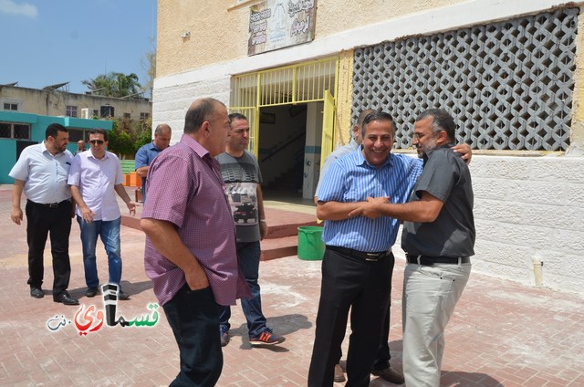 كفرقاسم- فيديو : رئيس البلدية عادل بدير والاستاذ وليد طه يفتتحون العام الدراسي باتقان وسط  فرحة عارمة للطلاب والاهالي 